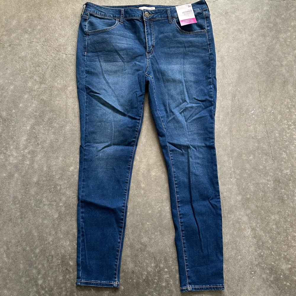 NWT SO dark denim low rise ultimate jeggings Size 17